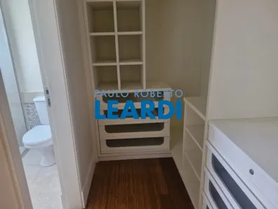 Apartamento com 4 Quartos para alugar, 370m² no Santo Amaro, São Paulo