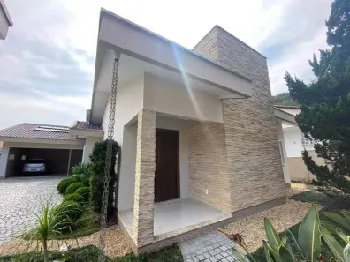 Casa com 4 Quartos para alugar, 277m² no Azambuja, Brusque