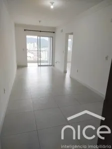Apartamento com 2 Quartos para alugar, 62m² no São Judas, Itajaí