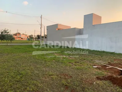 Lote/Terreno à venda, 250m² no Residencial Samambaia, São Carlos