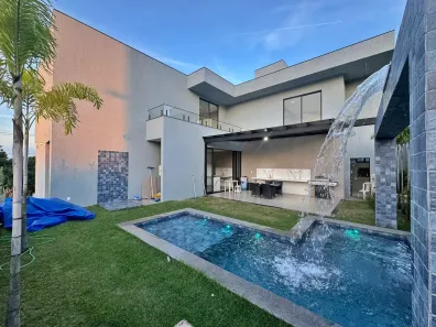 Casa de Condomínio com 5 Quartos à venda, 318m² no Gran Park, Vespasiano