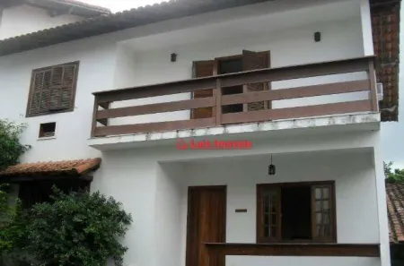 Casa de Condomínio com 4 Quartos à venda, 174m² no Maria Paula, Niterói