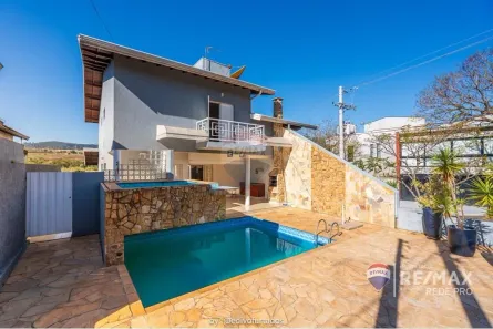 Casa de Condomínio com 4 Quartos à venda, 456m² no Villaggio Capríccio, Louveira