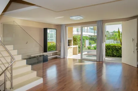 Casa de Condomínio com 4 Quartos para alugar, 240m² no Cacupé, Florianópolis