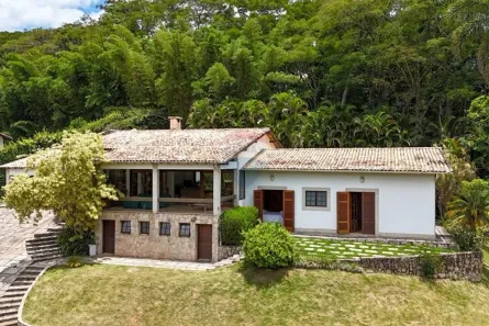 Casa com 6 Quartos à venda, 367m² no Itaipava, Petrópolis