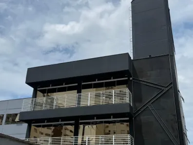 Prédio Comercial à venda, 1880m² no Areias, São José