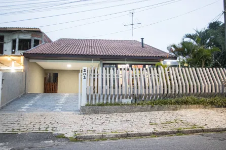 Casa com 4 Quartos à venda, 280m² no São Braz, Curitiba
