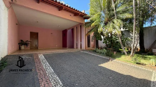 Casa com 3 Quartos à venda, 210m² no Nova Suiça, Goiânia