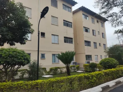 Apartamento com 2 Quartos para alugar, 56m² no Jardim Lucinda, São Paulo