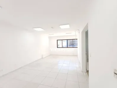 Prédio Comercial para alugar, 650m² no Vila Azevedo, São Paulo