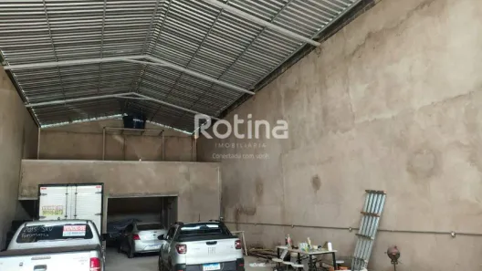 Galpão/Depósito/Armazém para alugar, 600m² no Minas Gerais, Uberlândia