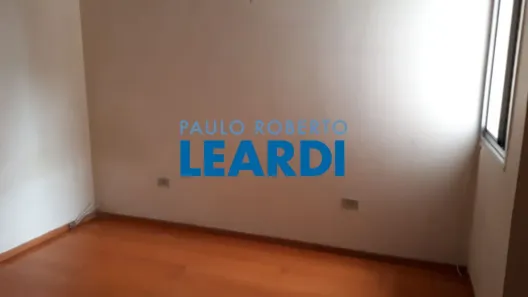 Casa com 3 Quartos para alugar, 160m² no Pinheirinho, Santo André