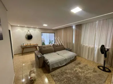 Casa com 3 Quartos à venda, 300m² no Três Marias, Itaúna