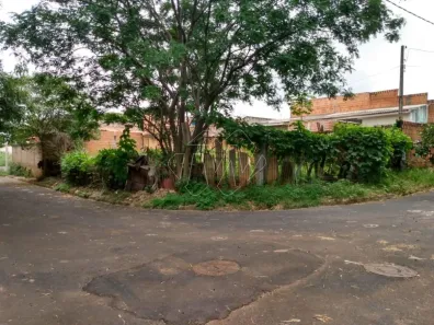 Lote/Terreno à venda, 220m² no Jardim Indaiá, Araraquara