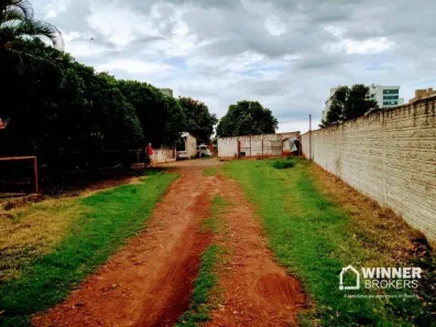 Fazenda/Sítio com 3 Quartos à venda, 300m² no Jardim Alvorada, Maringá