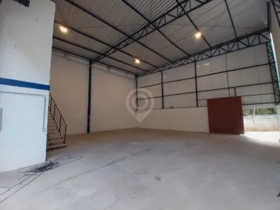 Galpão/Depósito/Armazém para alugar, 165m² no Loteamento Santo Antônio, Itatiba