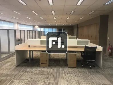 Sala Comercial para alugar, 525m² no Vila Olímpia, São Paulo