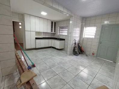 Casa com 3 Quartos para alugar, 180m² no Chácara Inglesa, São Paulo