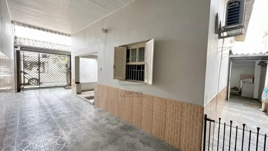 Casa com 2 Quartos à venda, 96m² no Parque Maria Helena, Suzano