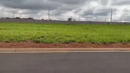Lote/Terreno à venda, 275m² no Grand Ville, Uberlândia