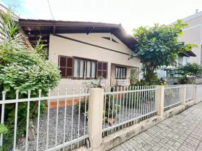 Casa com 4 Quartos à venda, 125m² no Santa Terezinha, Brusque