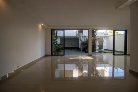 Casa com 3 Quartos à venda, 360m² no Granja Julieta, São Paulo