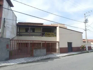 Sobrado com 3 Quartos à venda, 300m² no Loteamento Residencial Carangola, Pindamonhangaba