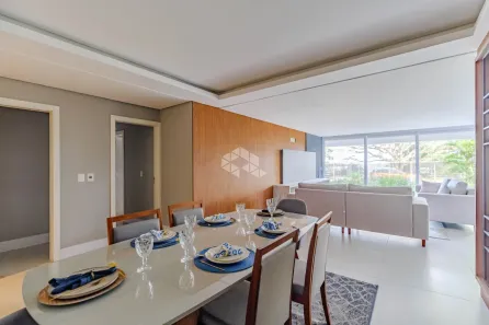 Apartamento com 3 Quartos à venda, 317m² no Vila Assunção, Porto Alegre