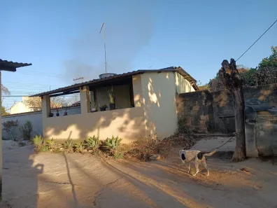 Casa com 3 Quartos à venda, 510m² no Santa Quitéria, Esmeraldas