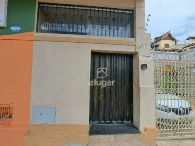 Apartamento com 3 Quartos para alugar, 65m² no Centro, Montes Claros