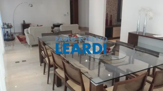 Apartamento com 5 Quartos à venda, 339m² no Vila Regente Feijó, São Paulo