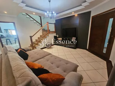 Sobrado com 3 Quartos à venda, 236m² no Esplanada Independência, Taubaté