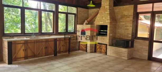 Sobrado com 4 Quartos à venda, 219m² no Roseira, Mairiporã
