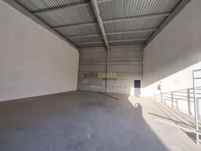 Galpão/Depósito/Armazém para alugar, 200m² no Caminho Novo, Palhoça