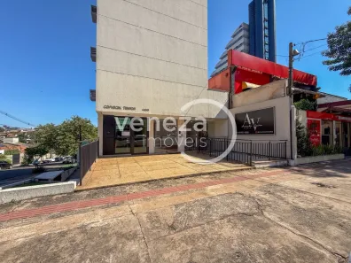Sala Comercial para alugar, 57m² no Vila Ipiranga, Londrina