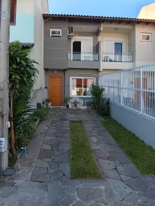 Casa com 2 Quartos à venda, 110m² no Guarujá, Porto Alegre