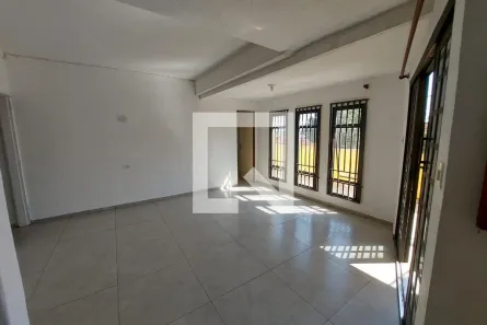 Casa com 3 Quartos à venda, 250m² no Jardim Presidente Dutra, Guarulhos