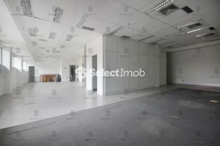 Sala Comercial para alugar, 244m² no Centro, Ribeirão Pires