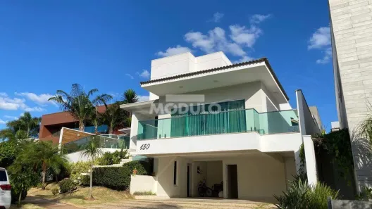 Casa de Condomínio com 4 Quartos para alugar, 352m² no Gávea, Uberlândia