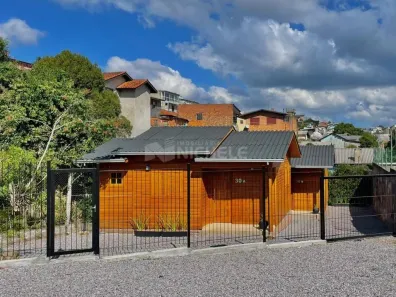 Casa com 4 Quartos para alugar, 140m² no Esplanada, Caxias do Sul
