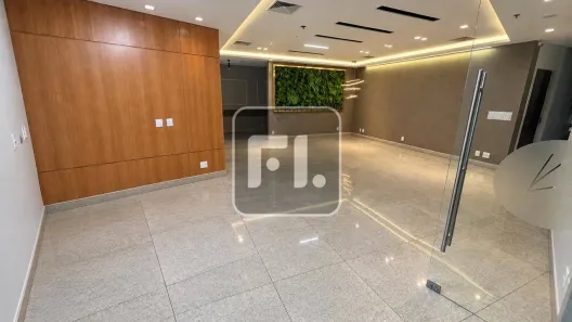 Sala Comercial para alugar, 240m² no Bela Vista, São Paulo