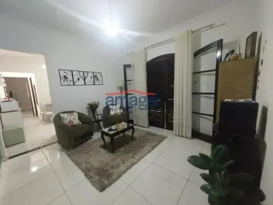 Casa com 2 Quartos à venda, 143m² no Jardim Marcondes, Jacareí