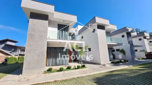 Casa de Condomínio com 3 Quartos à venda, 150m² no Maresias, São Sebastião