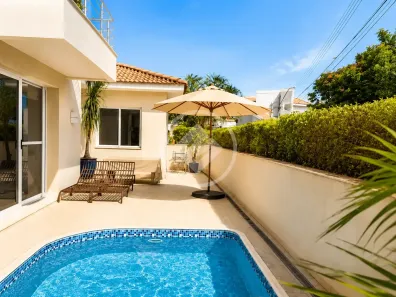 Casa de Condomínio com 4 Quartos à venda, 330m² no Aeroporto, Araçatuba