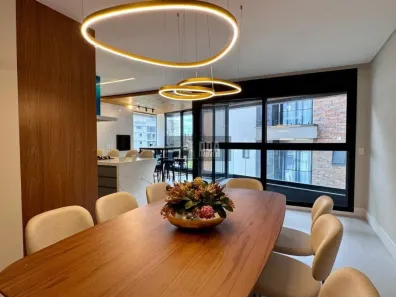 Apartamento com 3 Quartos à venda, 146m² no Jurerê, Florianópolis