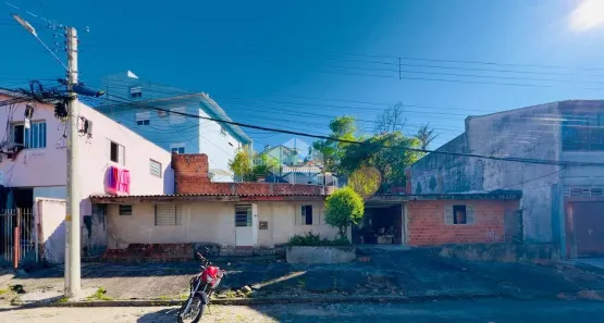 Casa com 2 Quartos à venda, 80m² no Menino Jesus, Santa Maria