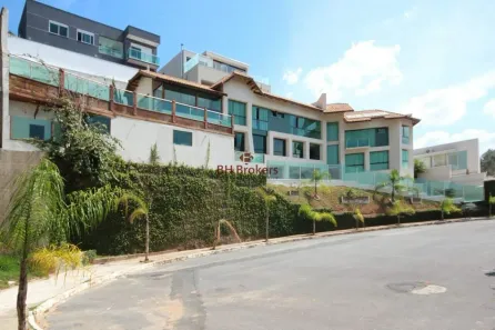 Casa com 6 Quartos à venda, 533m² no Buritis, Belo Horizonte