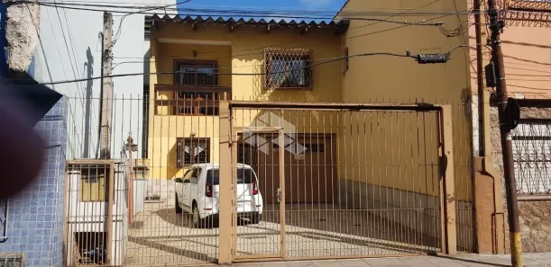 Casa com 3 Quartos à venda, 219m² no Santa Cecília, Porto Alegre