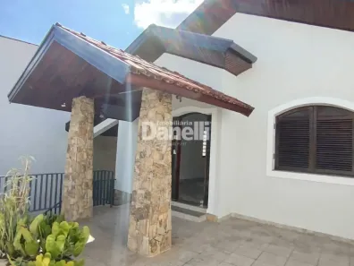Casa com 3 Quartos para alugar, 150m² no Centro, Taubaté