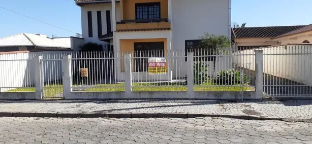 Casa com 4 Quartos à venda, 280m² no Guanabara, Joinville